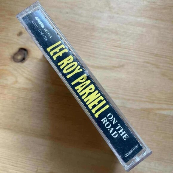 Lee Roy Parnell – On The Road Cassette Tape VG+ C12 - Picture 2 of 2
